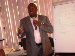 Olayinka Abiodun sharing his 'jealously guarded secrets' on the 1st day of his seminar